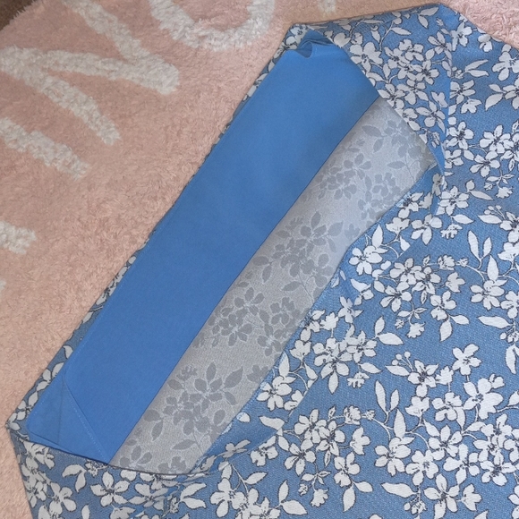 Alice & Olivia 8 - Picture 5 of 8